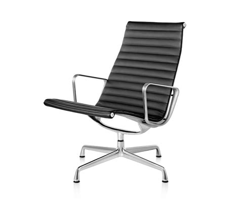 eames aluminum lounge chair.